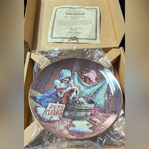 Tubs and Suds 8 1/2  Decorative Plate with Children and Dog Design.